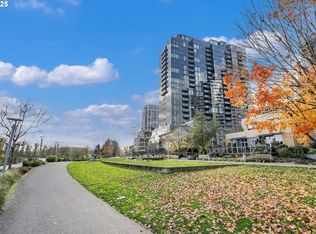 841 SW Gaines St UNIT 1704, Portland, OR 97239