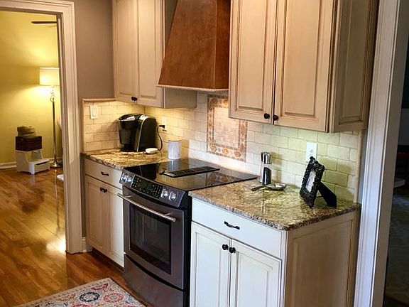 4th image of 237 Woodland Trace Dr