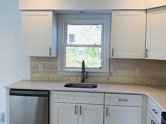 Kitchen sink and back splash