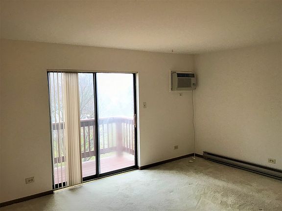 4th image of 1130 Evergreen Ave APT 3A