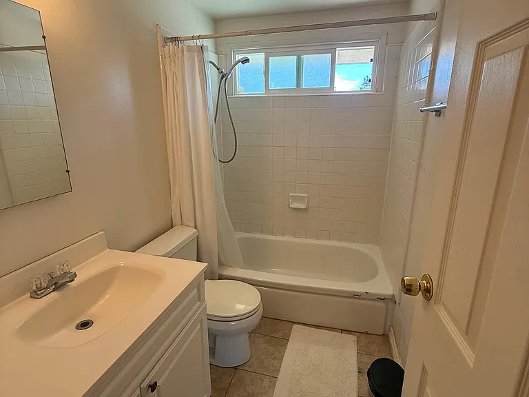 1482 Paul St #A — Photo 10