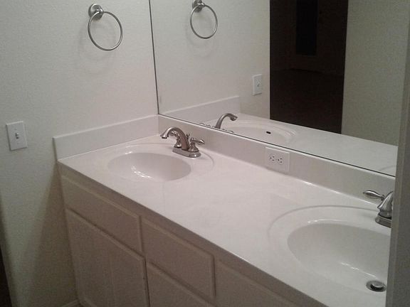 5th image of 21100 Santa Ana Cv Unit B