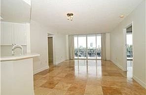 3rd image of 1800 Sunset Harbour Dr #811