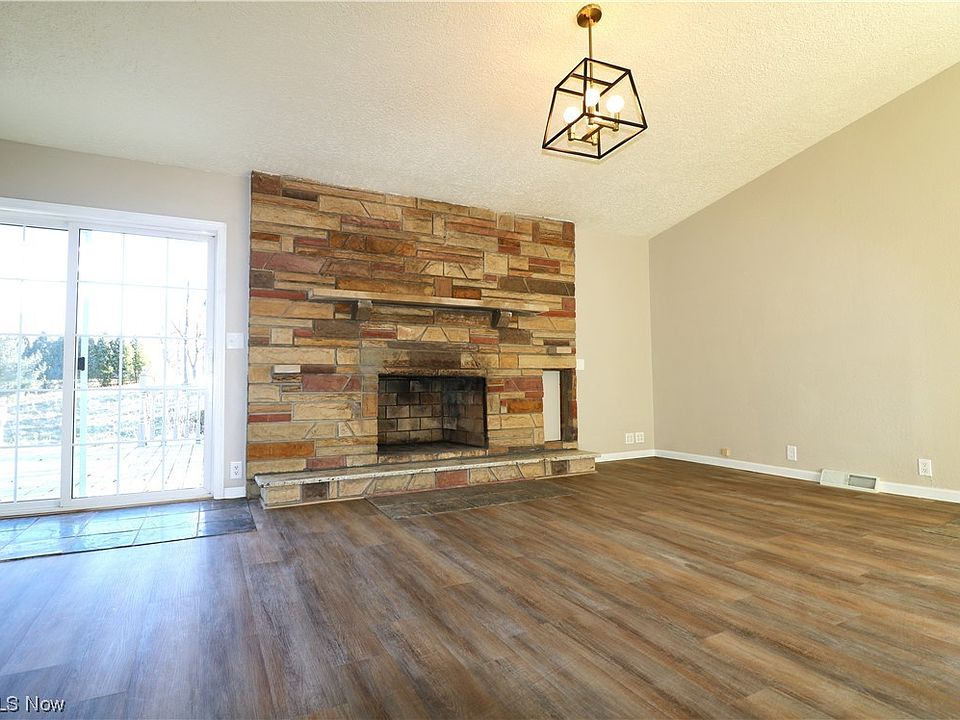 154 Lake Holiday Ln, Willard, OH 44890 Zillow