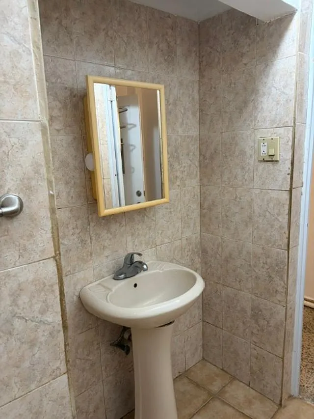 2 bed, 800 sqft, $700 — Photo 4