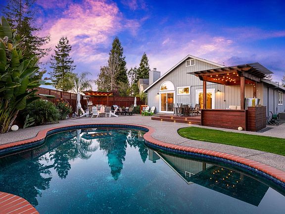 3rd image of 1301 Megan Place