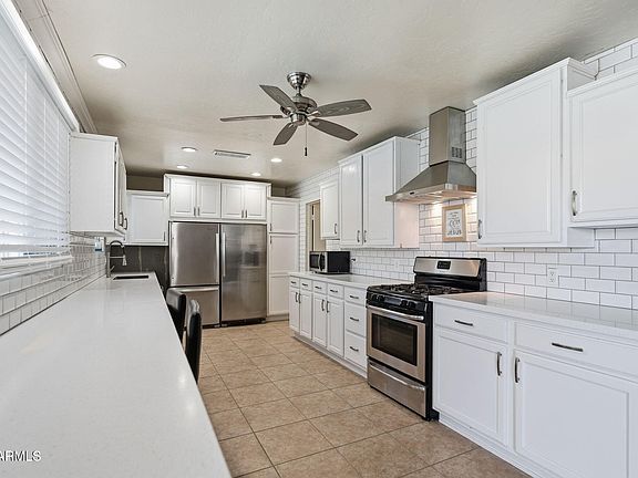 3rd image of 13201 N 24TH Avenue