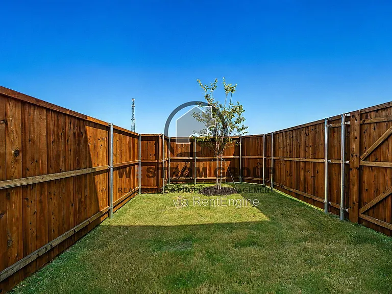 320 Walker Pkwy — Photo 38