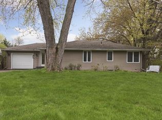 15617 Randall Ln, Minnetonka, MN 55345