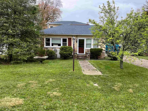 53 Illinois Ave, Waretown, NJ 08758