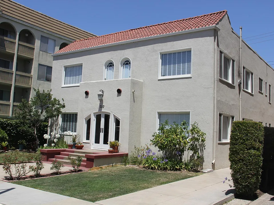 Street view of 210 Euclid Ave.
