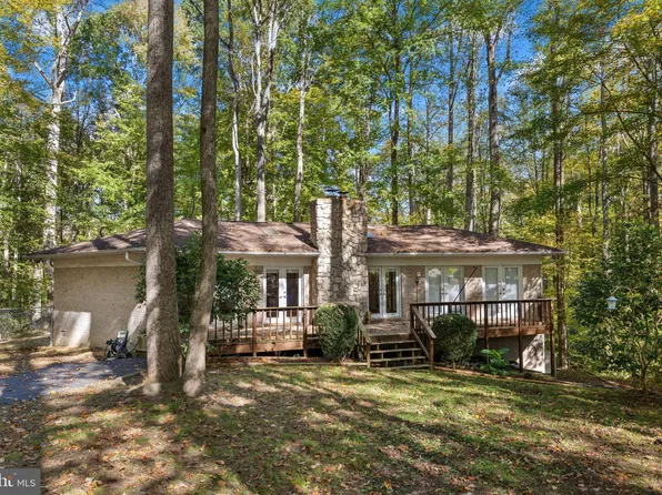 6025 Winston Pl, King George, VA 22485