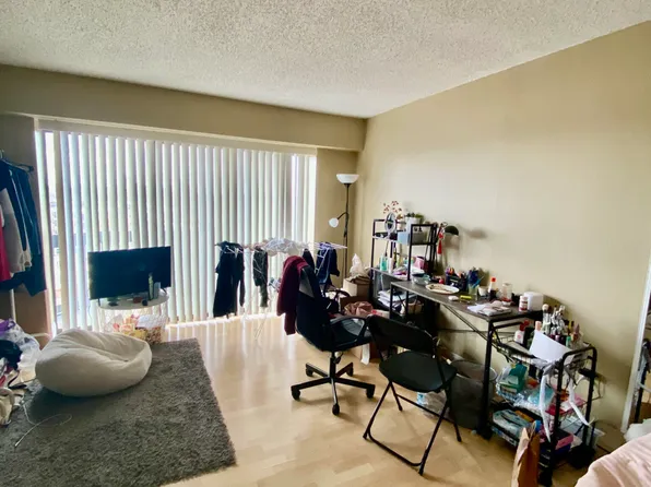 19 N Beacon St #703, Allston, MA 02134