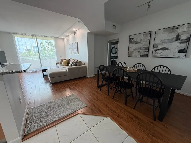 18800 NE 29th Ave #302 — Photo 15