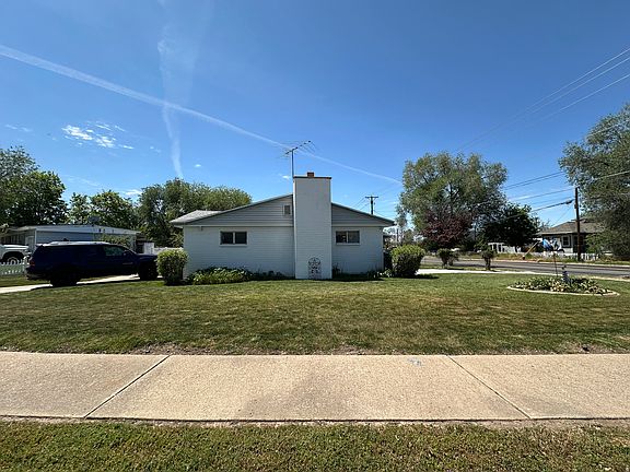 5th image of 367 N Hawthorne Dr