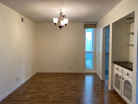 2nd image of 31556 Agoura Rd Unit 6