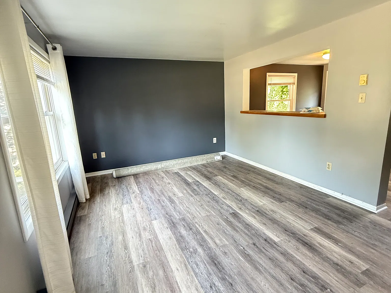 2 bed, 1600 sqft, $2,500 — Photo 2