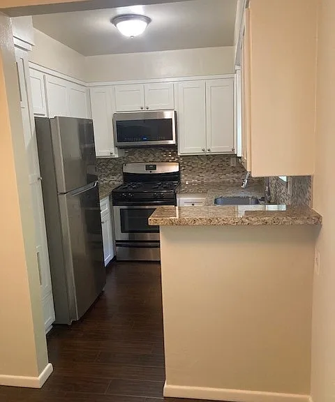 200 S Catalina Ave #C — Photo 8
