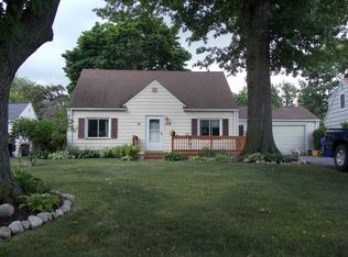 208 Mac Arthur Rd, Rochester, NY 14615