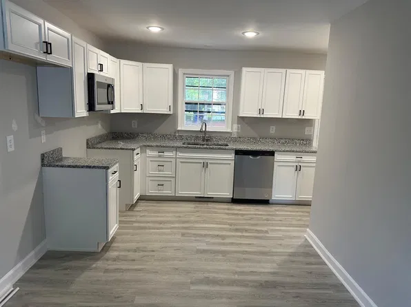 806 Peeler St APT A, Lexington, NC 27292