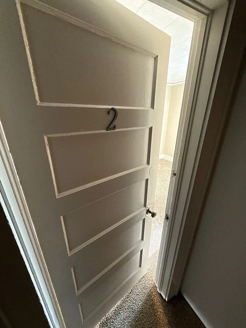 1 bed, 1.0 bath, 195 sqft, $550 — Photo 3