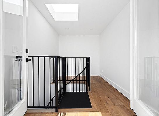 2nd image of 350 E 120th St #2A