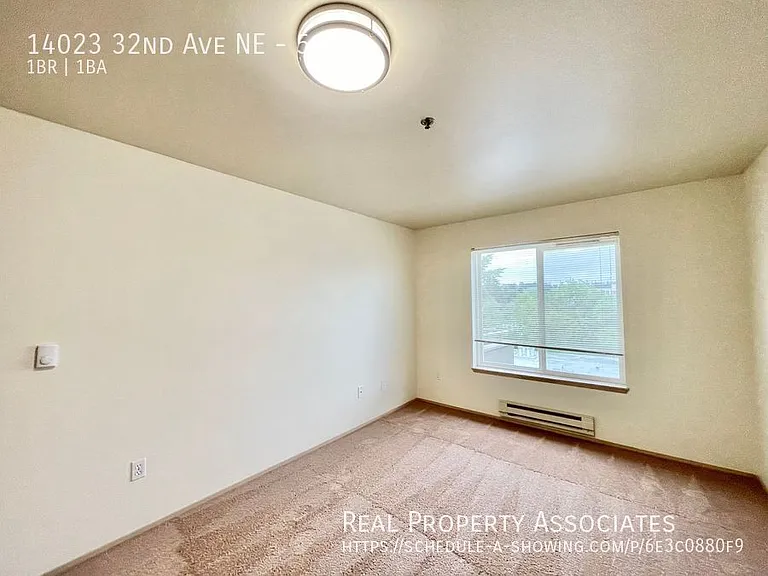 Parkway 1 — Photo 16