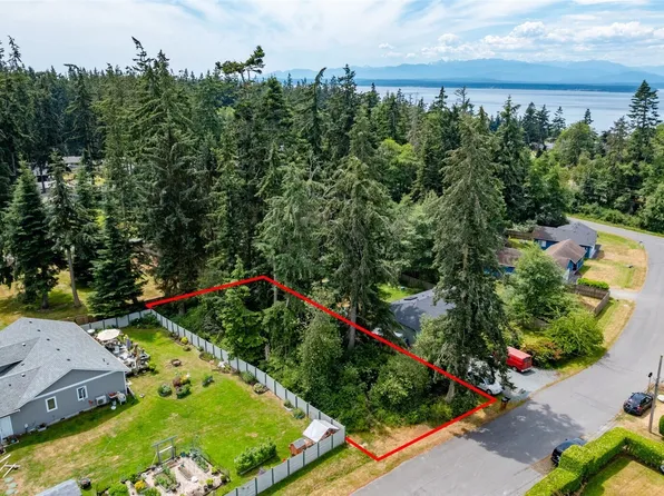 386 Smith Street, Coupeville, WA 98239