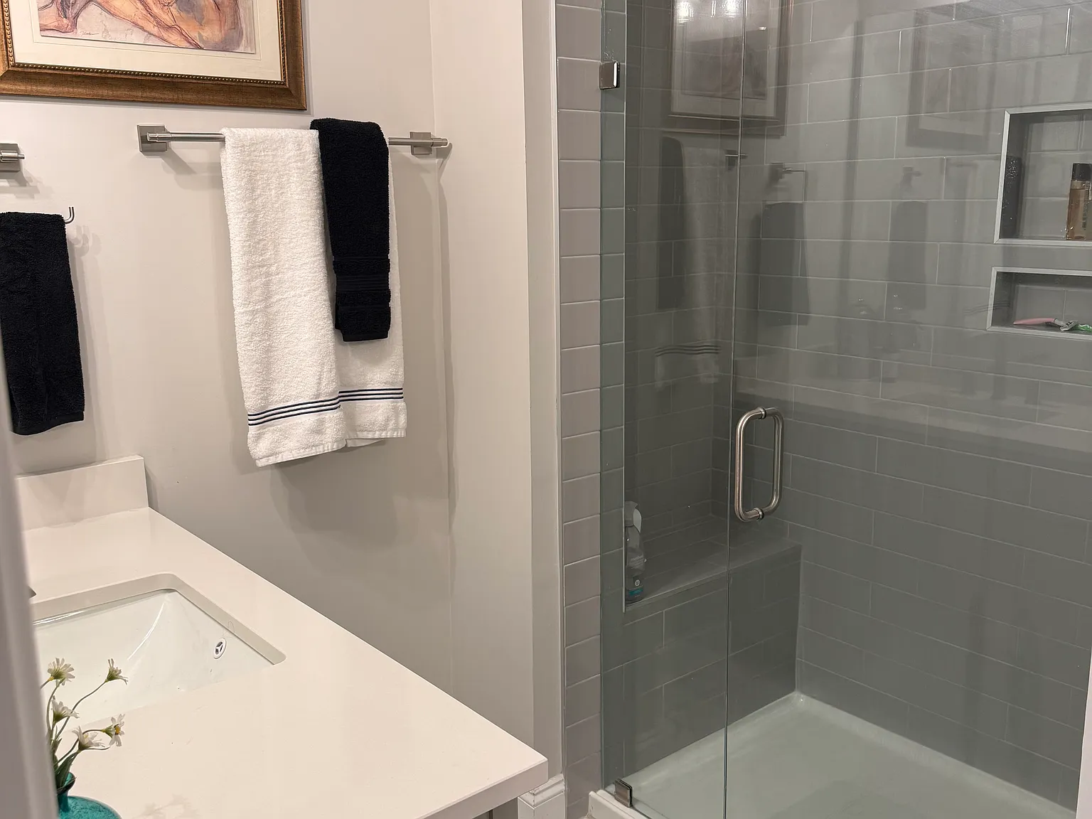 3 bed, 2463 sqft, $3,750 — Photo 3