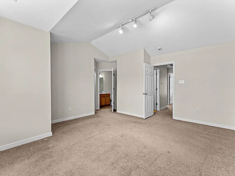 7813 Villa Pl — Photo 30