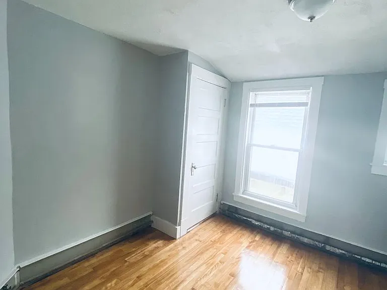 38 Water St — Photo 6