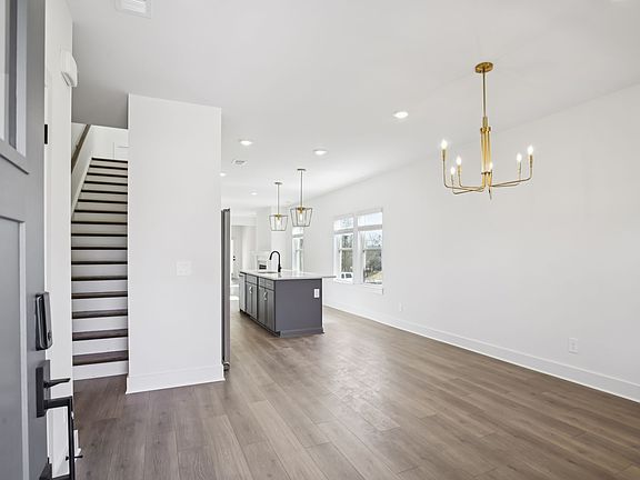 5th image of 306 Aspen Aly Lot 26