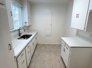 1100 E San Antonio Dr APT A, Long Beach, CA 90807