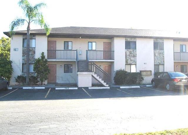 1st image of 2700 Park Windsor Dr