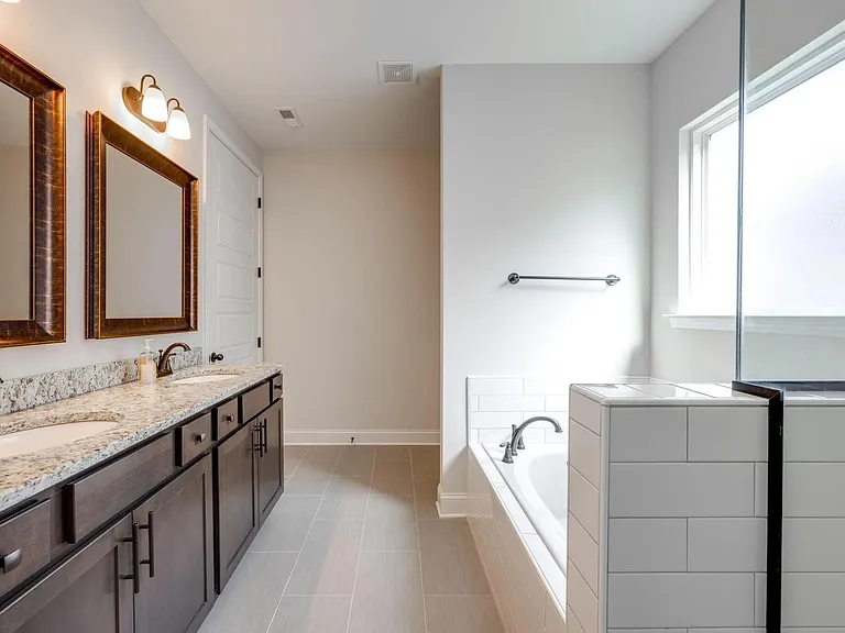 6537 Satjanon Dr — Photo 7