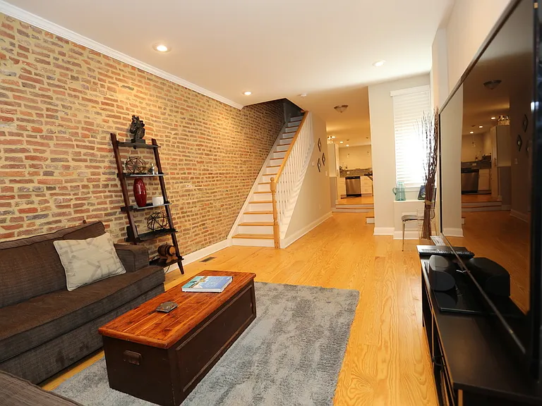 2809 Odonnell St — Photo 3