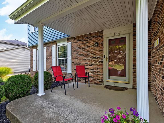 5th image of 254 Leighway Dr