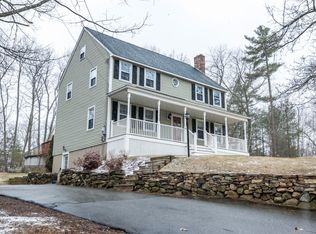 123 Norris Rd, Tyngsboro, MA 01879