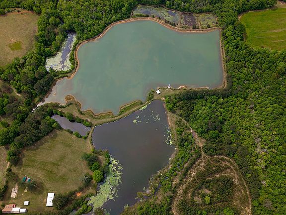 2nd image of 258 Ponderosa Rd
