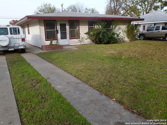 2nd image of 111 Creath Pl