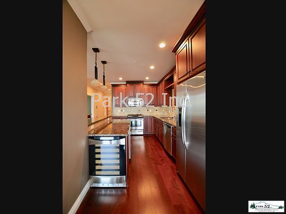 4th image of 505 Broadway Ave Unit 309