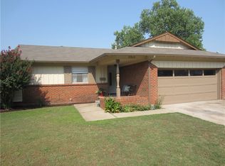 2325 N Peniel Ave, Bethany, OK 73008