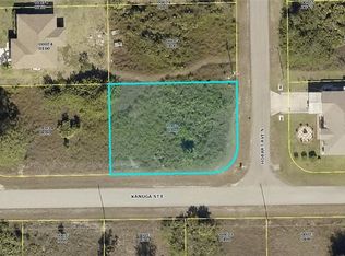 634 Hobart Ave, Lehigh Acres, FL 33974