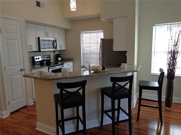 3rd image of 10406 White Lake Ct