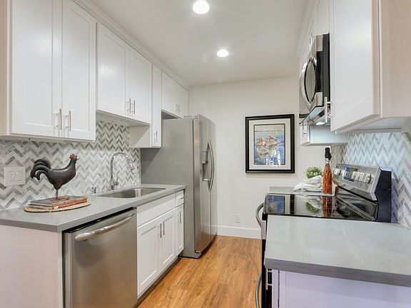 5th image of 505 Cypress Point Dr Unit 21