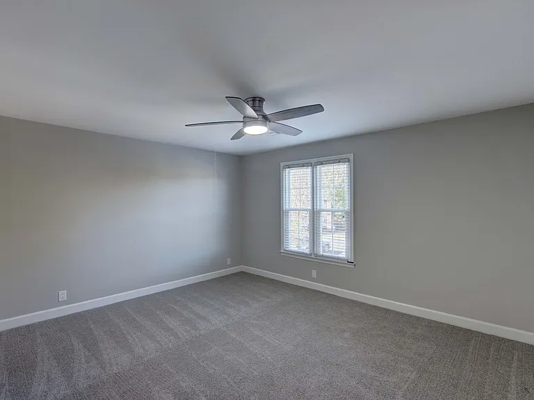 1129 W Main St #4 — Photo 18