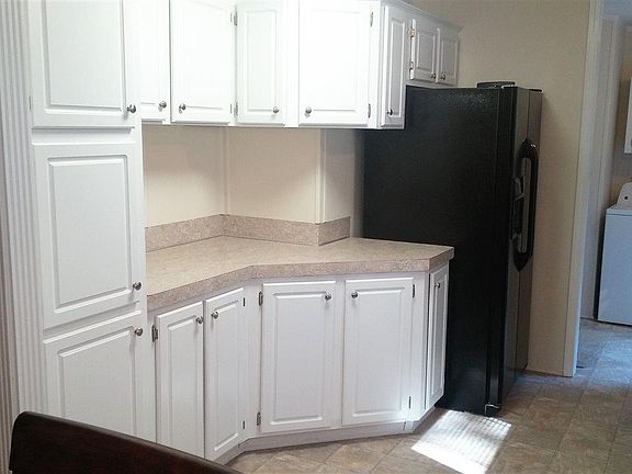 4th image of 3133 Linville Ct