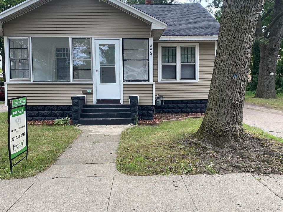 1st image of 3012 Sanford St