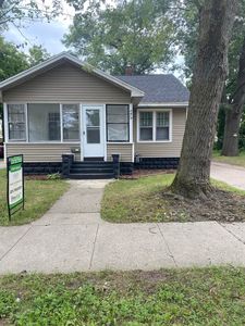 3012 Sanford St, Muskegon Heights, MI, 49444