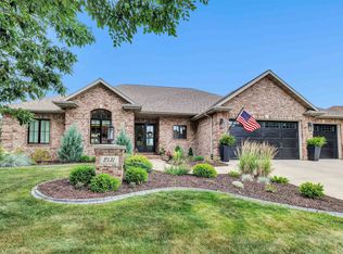 2131 Yahara Cir, De Pere, WI 54115